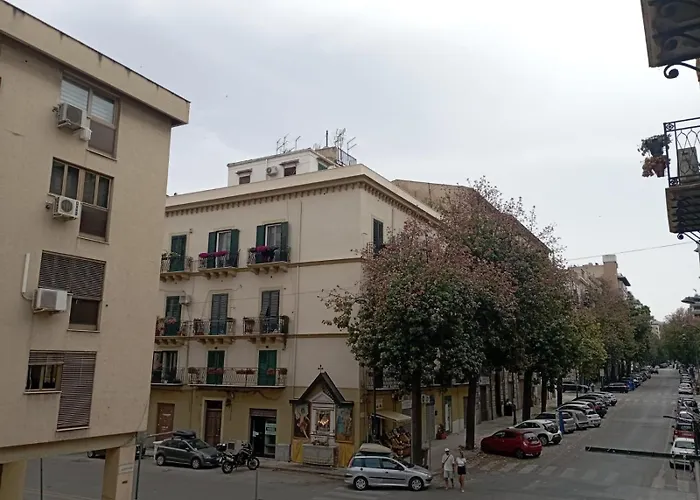  Archimede Rooms