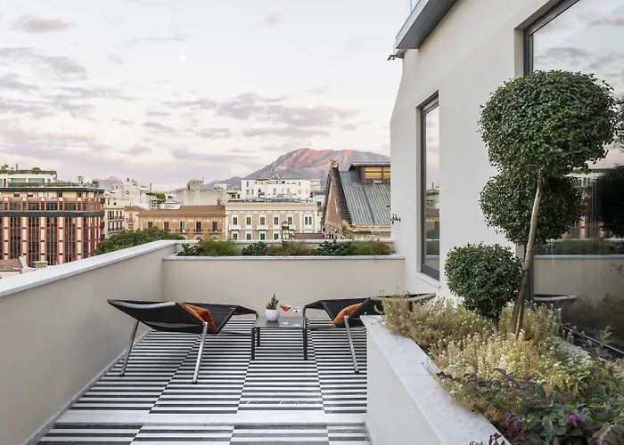 Renewed Hotel Plaza Opéra